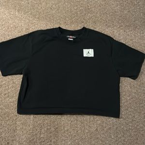 Women’s Jordan crop tee, like new, only worn once!
